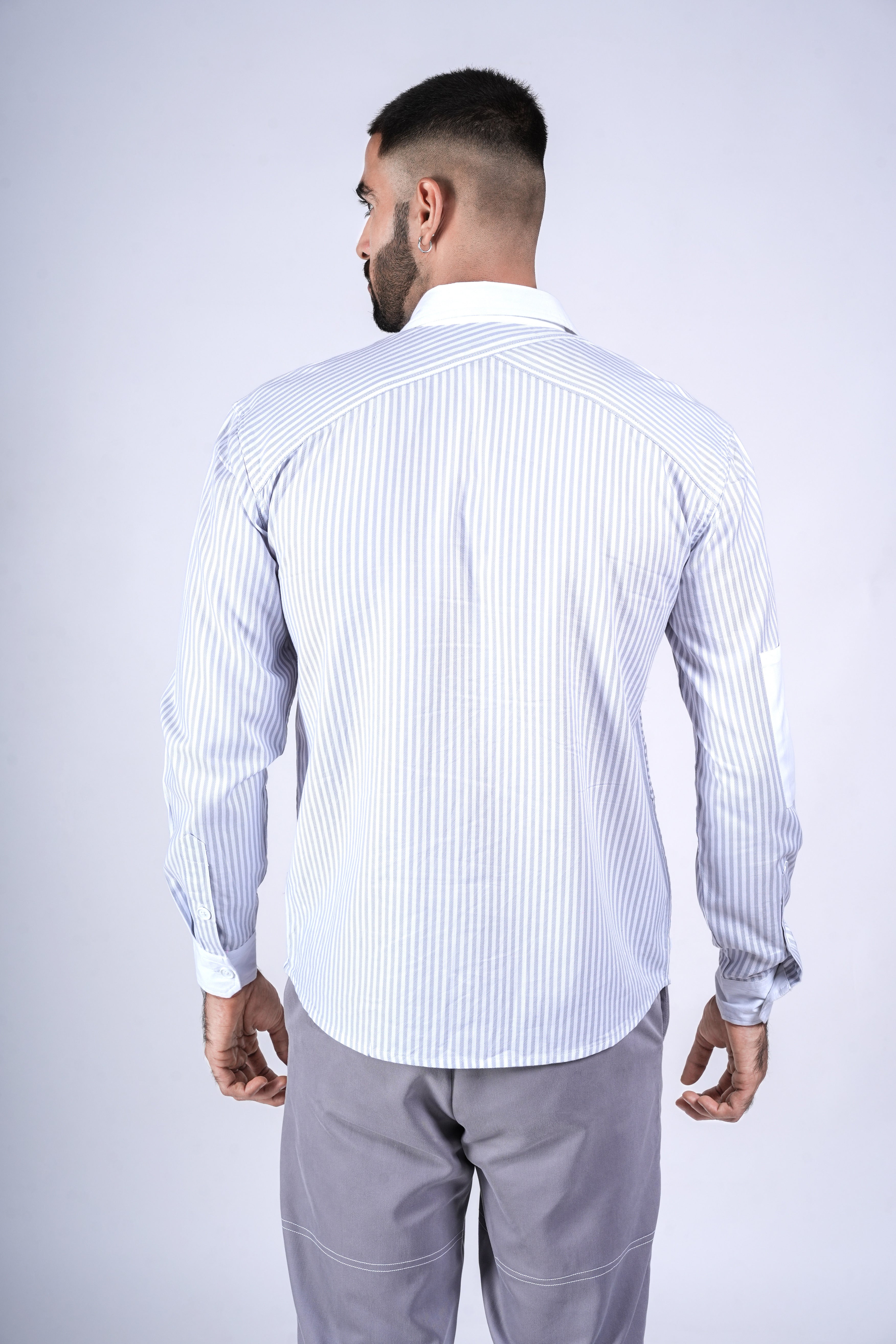 Unisex Grey striped shirt with grain play